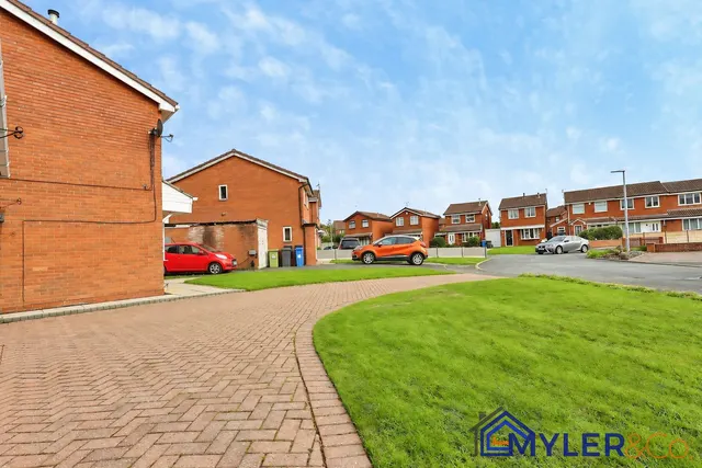 Billington Road, Widnes, photo 2