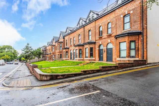 Apartment 1, Queens Terrace, 185 Great Cheetham Street West, Salford, M7 2DW, photo 1