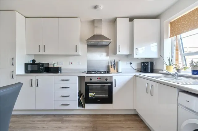 Sterling Way, North Petherton, TA6, photo 2