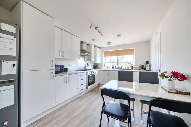 Sterling Way, North Petherton, TA6, photo 3