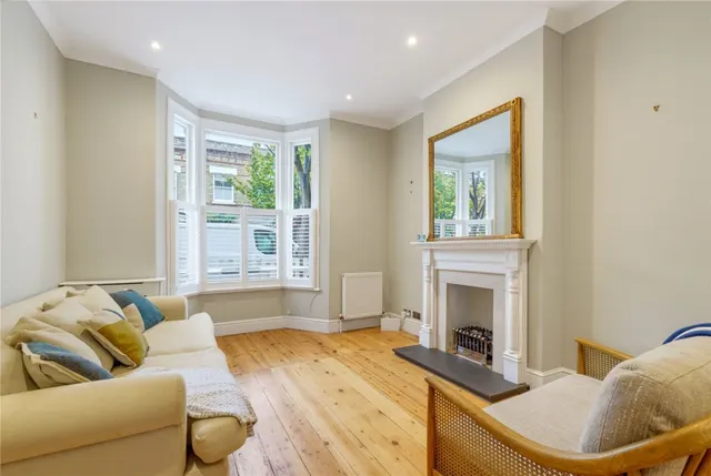 Redmore Road, London, photo 3
