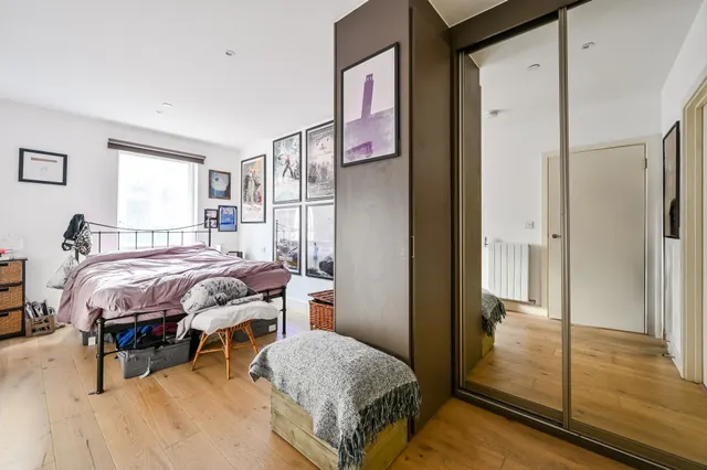 Photo 3 — Apartment 4, Amphion House, 5 Thunderer Walk, London