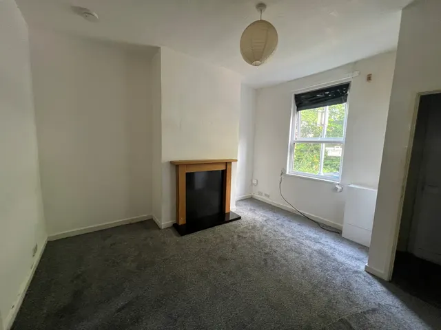 Prospect Place, Ashton-under-Lyne, OL6, photo 3