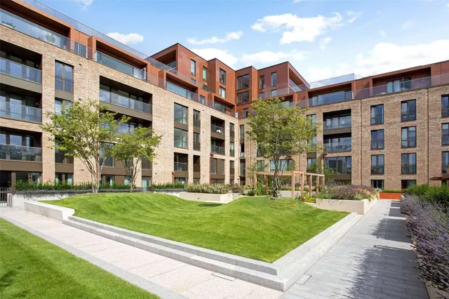 The Claves, 27 Inglis Way, Milbrook Park, London, NW7 1TP, photo 1