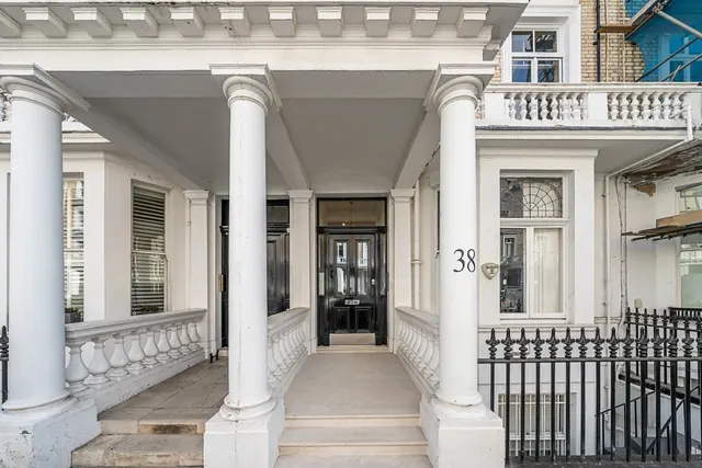 Photo 3 — Elvaston Place Knightsbridge SW7