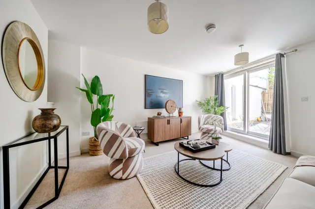 Osiers Road, Putney, London, SW18, photo 1