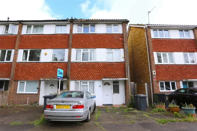 Burnt Ash Road, SE12, photo 1