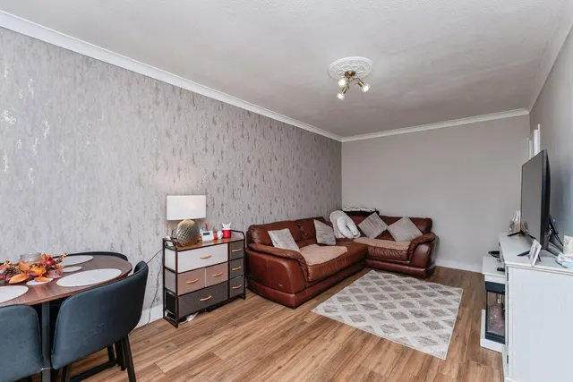 Lon Ceiriog, Prestatyn, LL19, photo 3