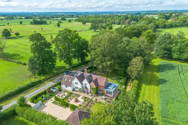 Photo 2 — Admington, Shipston-on-Stour, Warwickshire, CV36 4JL