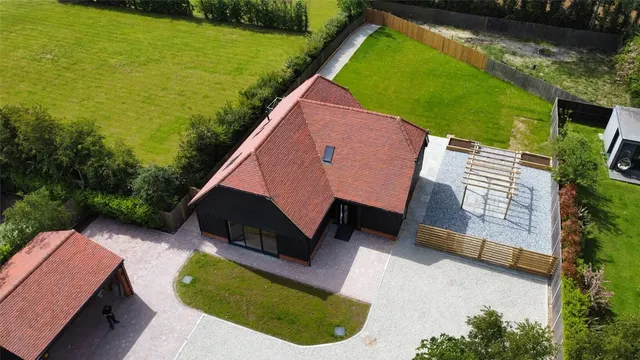 Photo 3 — Meadow View, Preston, Canterbury, Kent, CT3
