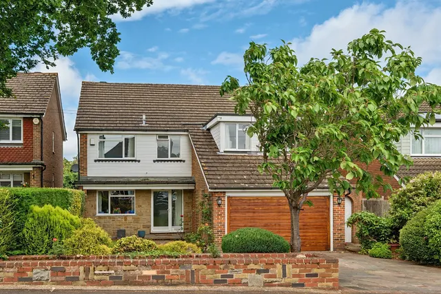 Stambourne Way, BR4, photo 1