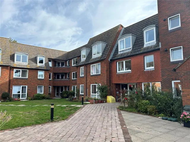 Sylvan Way, Bognor Regis, PO21, photo 1