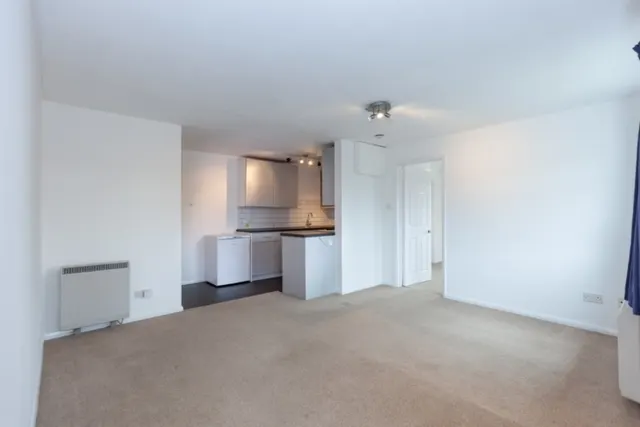 Kingfisher Way, Bicester, OX26, photo 3