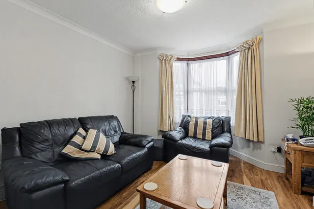Elm Road, Evesham, WR11, photo 2