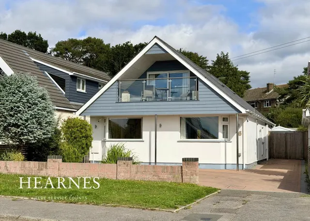 Napier Road, BH15, photo 1
