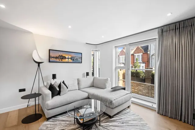 Taybridge Road, London, SW11, photo 3