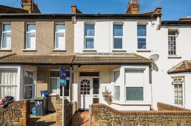 Hainault Avenue, Westcliff-on-Sea, SS0, photo 1