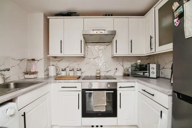 Anchor Drive, Tipton, DY4, photo 2