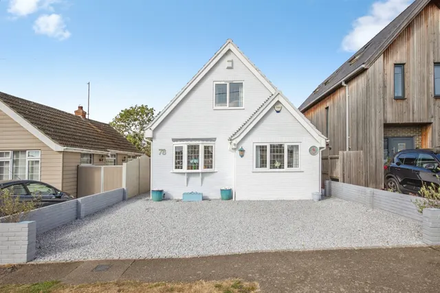 Fairhaven Avenue, West Mersea, CO5, photo 1