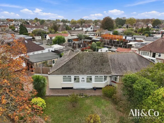 Victoria Avenue, Grays, photo 2