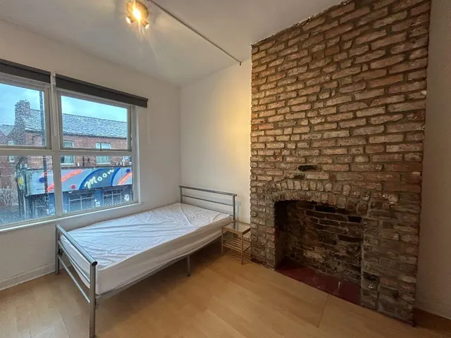 Wilmslow Road, Withington, M20, photo 3