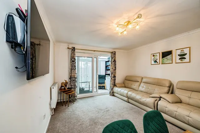 Coppice Way, Aylesbury, HP20, photo 3
