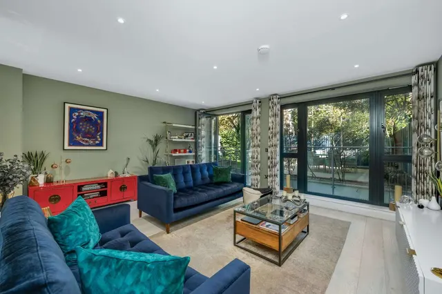 Indigo Square, Surbiton, KT6, photo 1