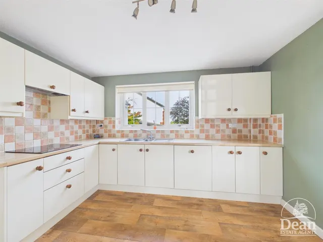 Deer Park, Lydney, GL15, photo 3