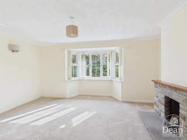 Deer Park, Lydney, GL15, photo 2