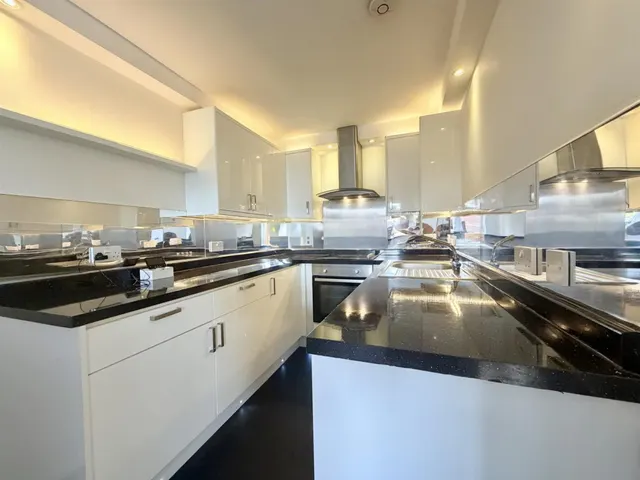 Manor Road, Waltham Abbey, photo 3