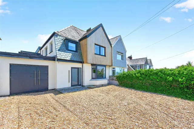 Trethellan Hill, Newquay, TR7, photo 1