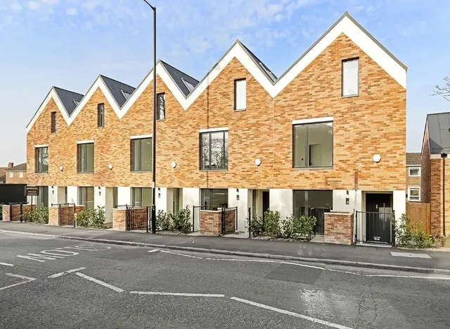 Beulah Hill, Streatham, SE19, photo 1