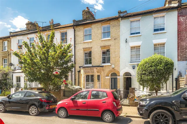 Atherton Street, London, SW11, photo 1