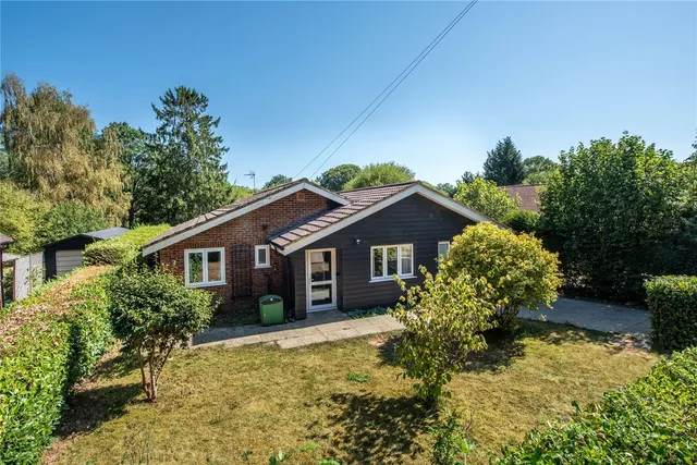 Gadbrook Road, Betchworth, RH3, photo 1