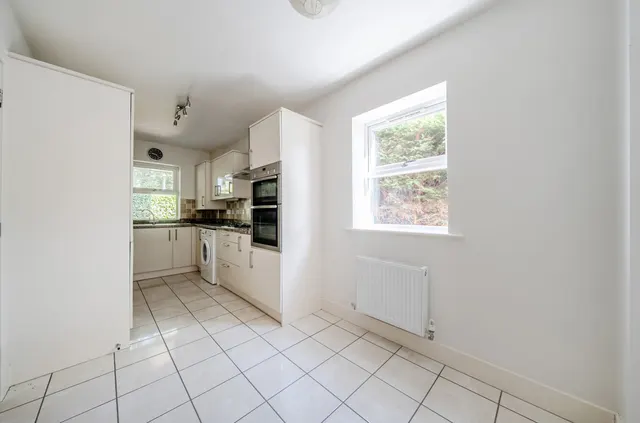 Brook Lane, Sarisbury Green, SO31, photo 2