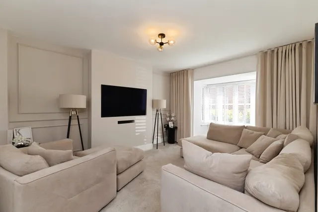 Photo 3 — Horsely Way, Eaglescliffe, TS16