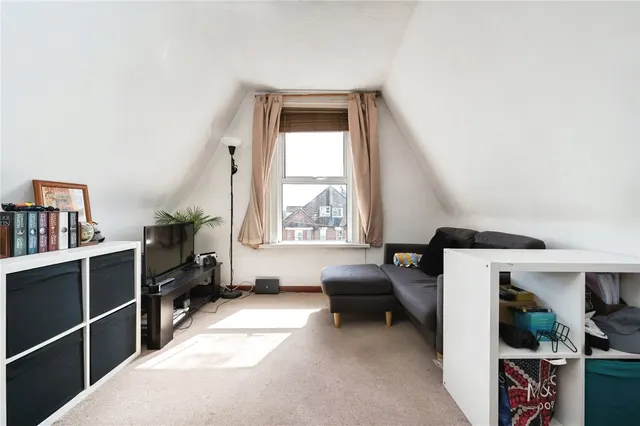 Howard Road, Southampton, SO15, photo 3