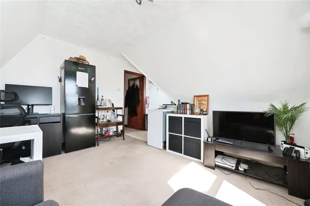 Howard Road, Southampton, SO15, photo 2