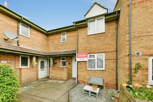 Bradman Way, Stevenage, Hertfordshire, SG1, photo 1