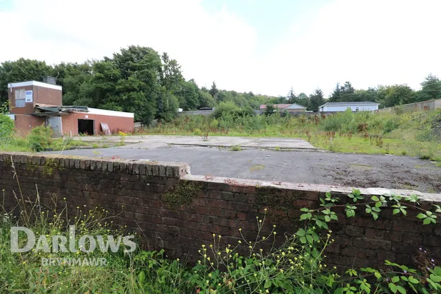 High Street, Blaina, photo 1