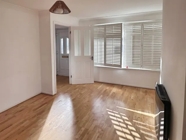 Garden Close, Sompting, BN15, photo 3