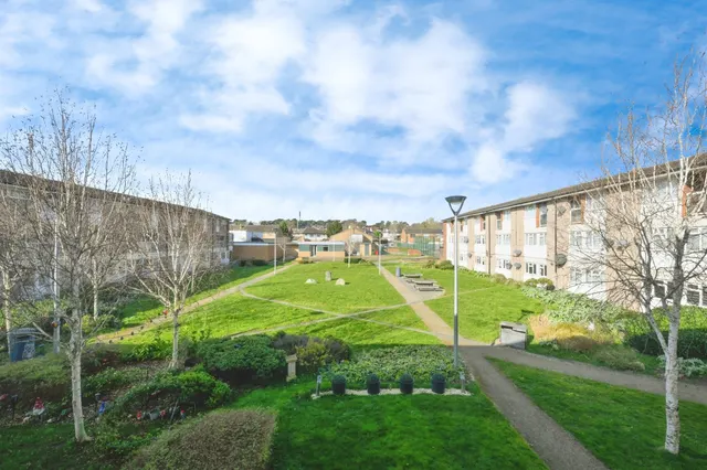 Macers Court, Broxbourne, photo 1