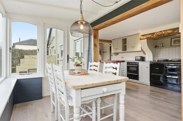 with 6 bedrooms in Radwinter, Saffron Walden, CB10, photo 2