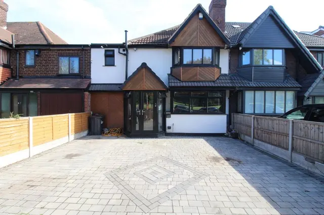 Queens Road, Yardley, B26, photo 1