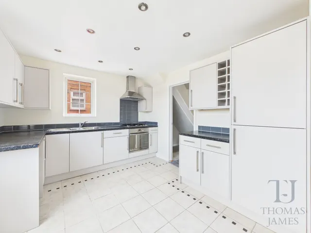 Ringleas, Cotgrave, NG12, photo 3