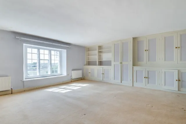 Photo 3 — Church Farmhouse, Coates, Cirencester, GL7 6NS