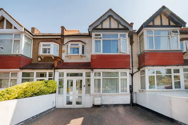 Lower Addiscombe Road, Croydon, CR0, photo 1
