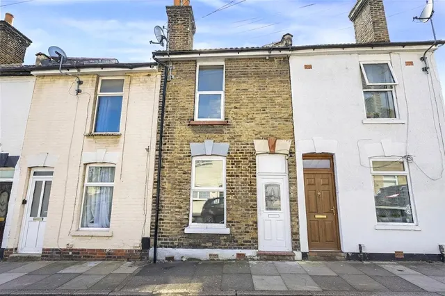 Wykeham Street, Rochester, ME2, photo 1