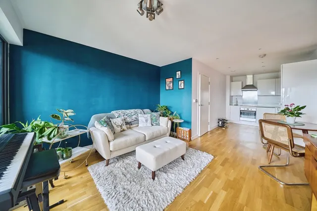 Great Eastern Road, LONDON, London, E15, photo 1
