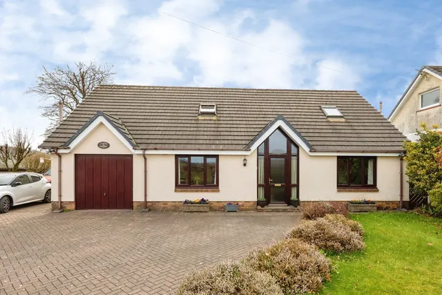 Cynwyl Elfed, Carmarthen, SA33, photo 1